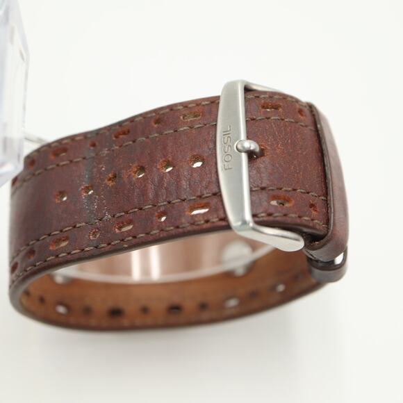 Vintage Fossil Y2K Blue Square 26mm Date Dial Watch Brown Leather w New Battery - Picture 10 of 12